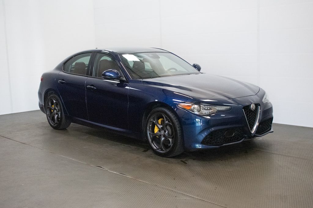 2018 Alfa Romeo Giulia 2.0 Ti Sport Auto AWD's photo