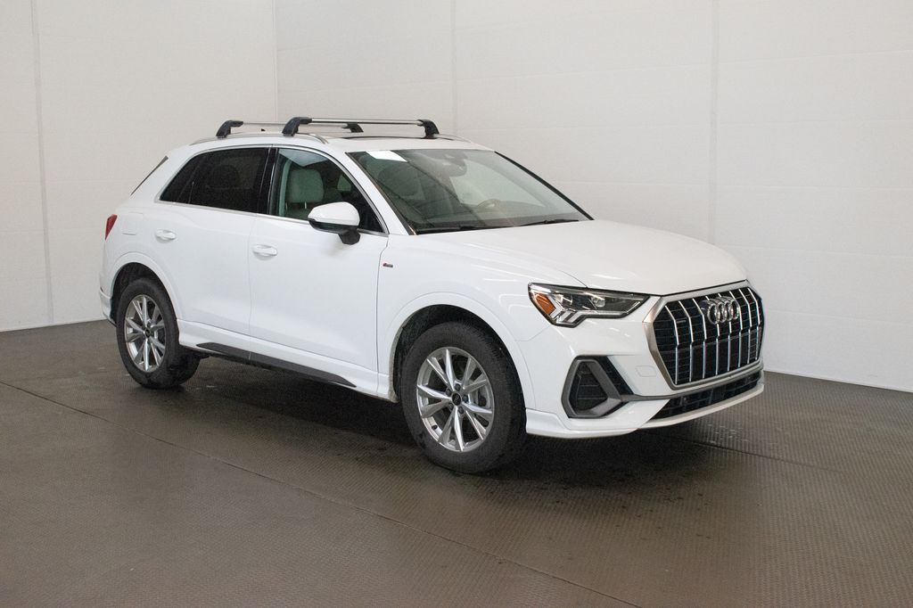 2024 Audi Q3 45 TFSI S Line Premium Plus quattro's photo