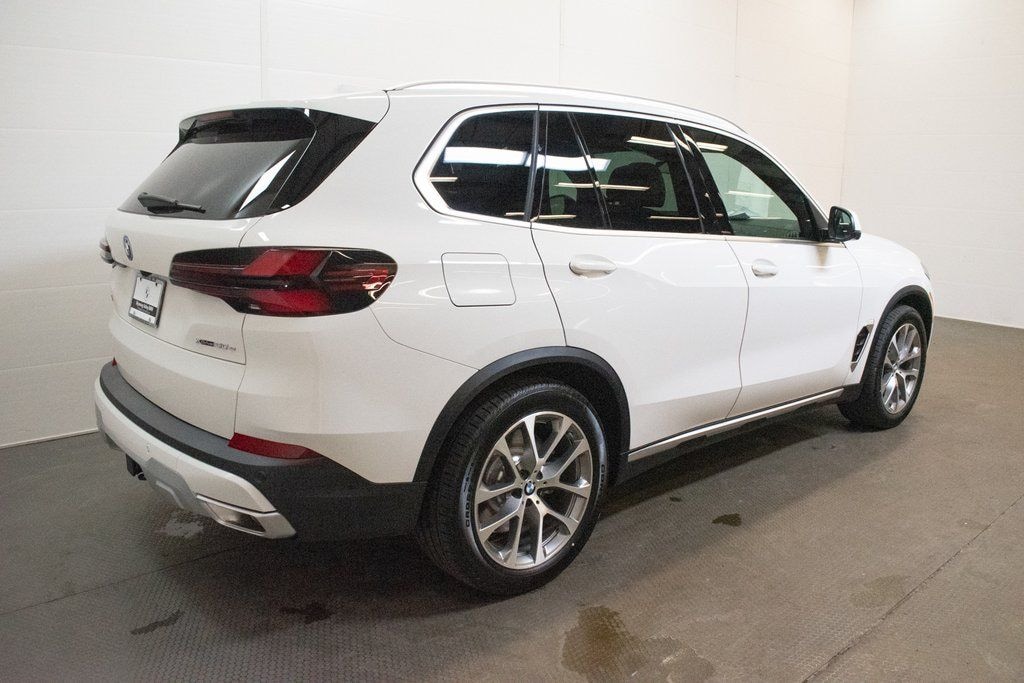 New 2026 BMW X5 PHEV xDrive50e SUV