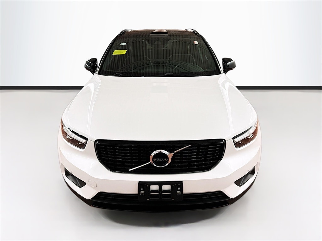 Used 2021 Volvo XC40 R-Design with VIN YV4162UM1M2441932 for sale in Peabody, MA