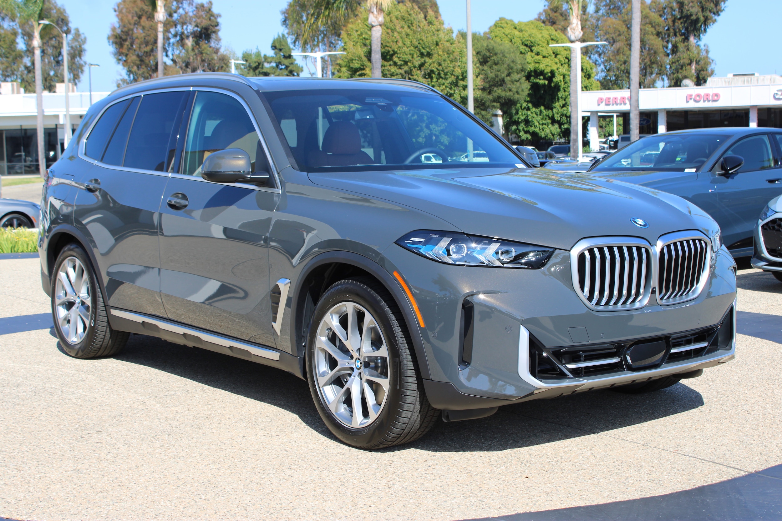 2026 BMW X5 50e - Photo 10