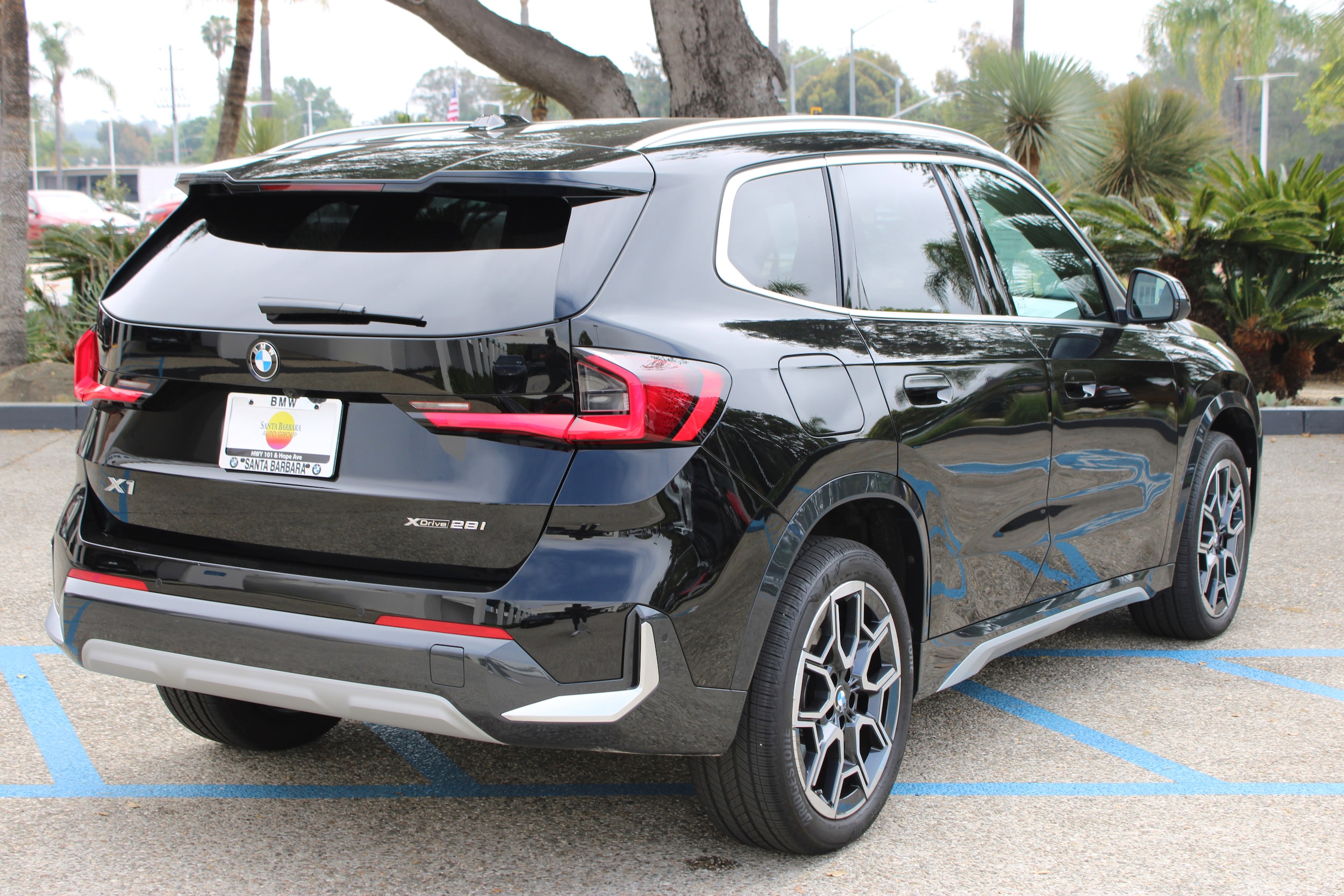 2025 BMW X1 xDrive28i photo 5