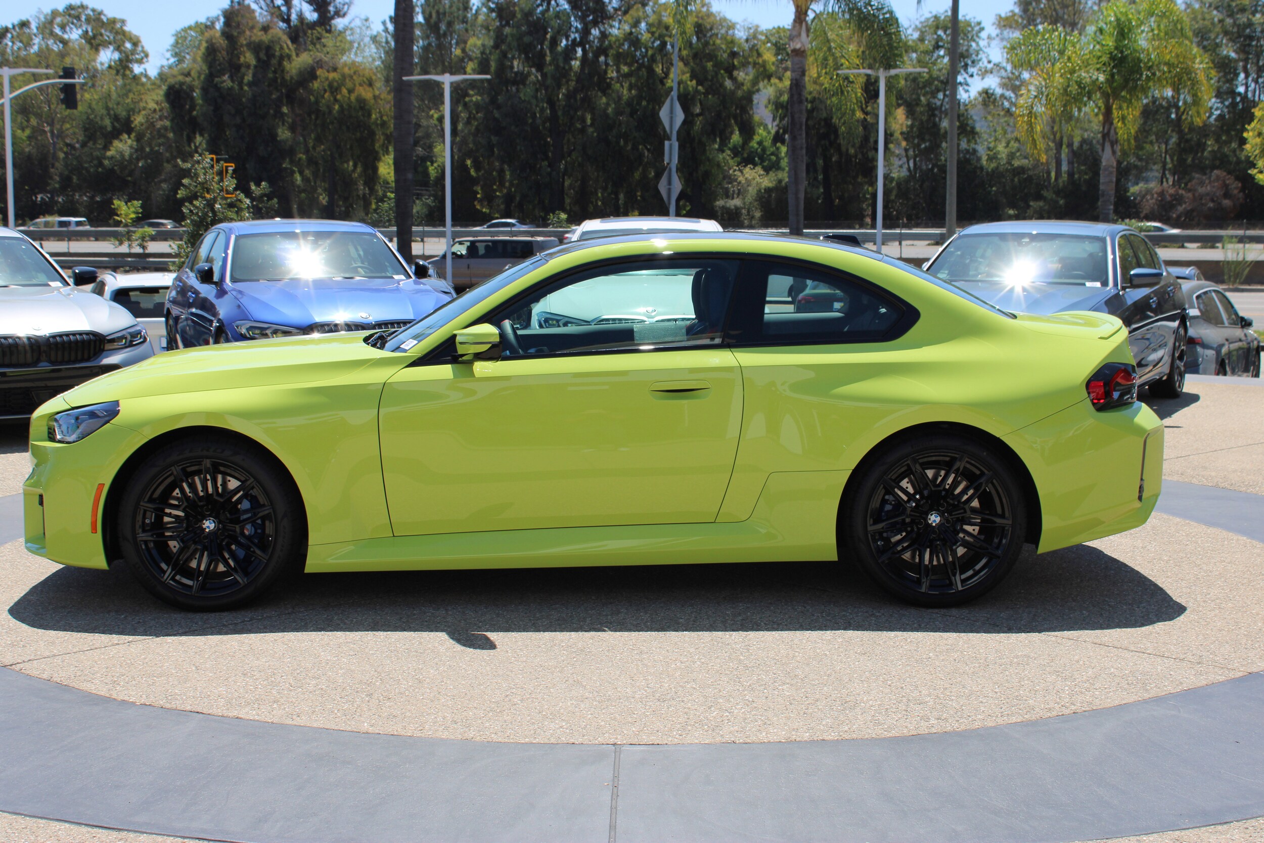 2025 Bmw M2 Coupe photo 2