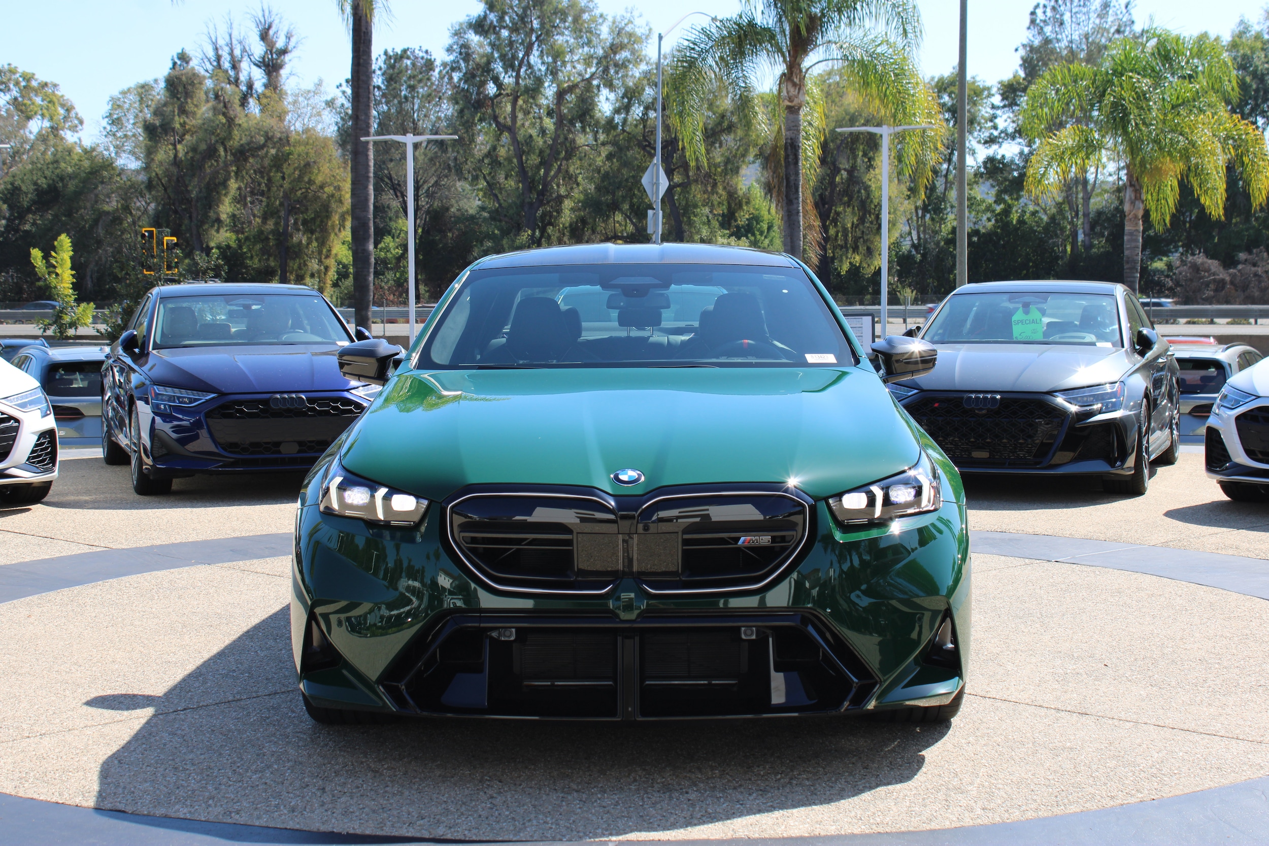 2027 BMW M5 M5 - Photo 9