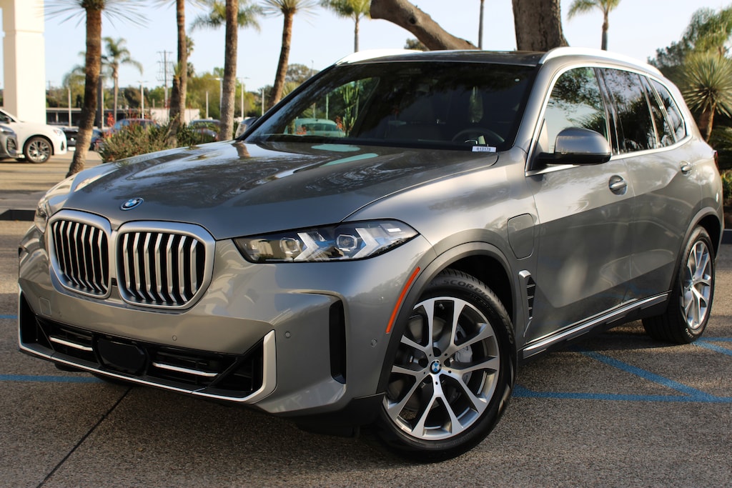 New 2026 BMW X5 PHEV xDrive50e SUV