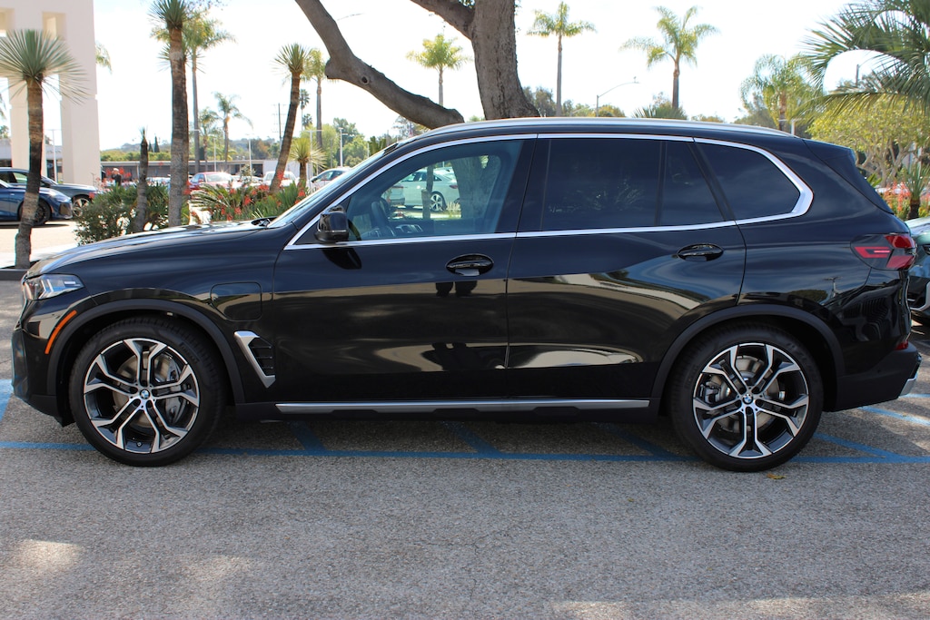 New 2026 BMW X5 PHEV xDrive50e SUV