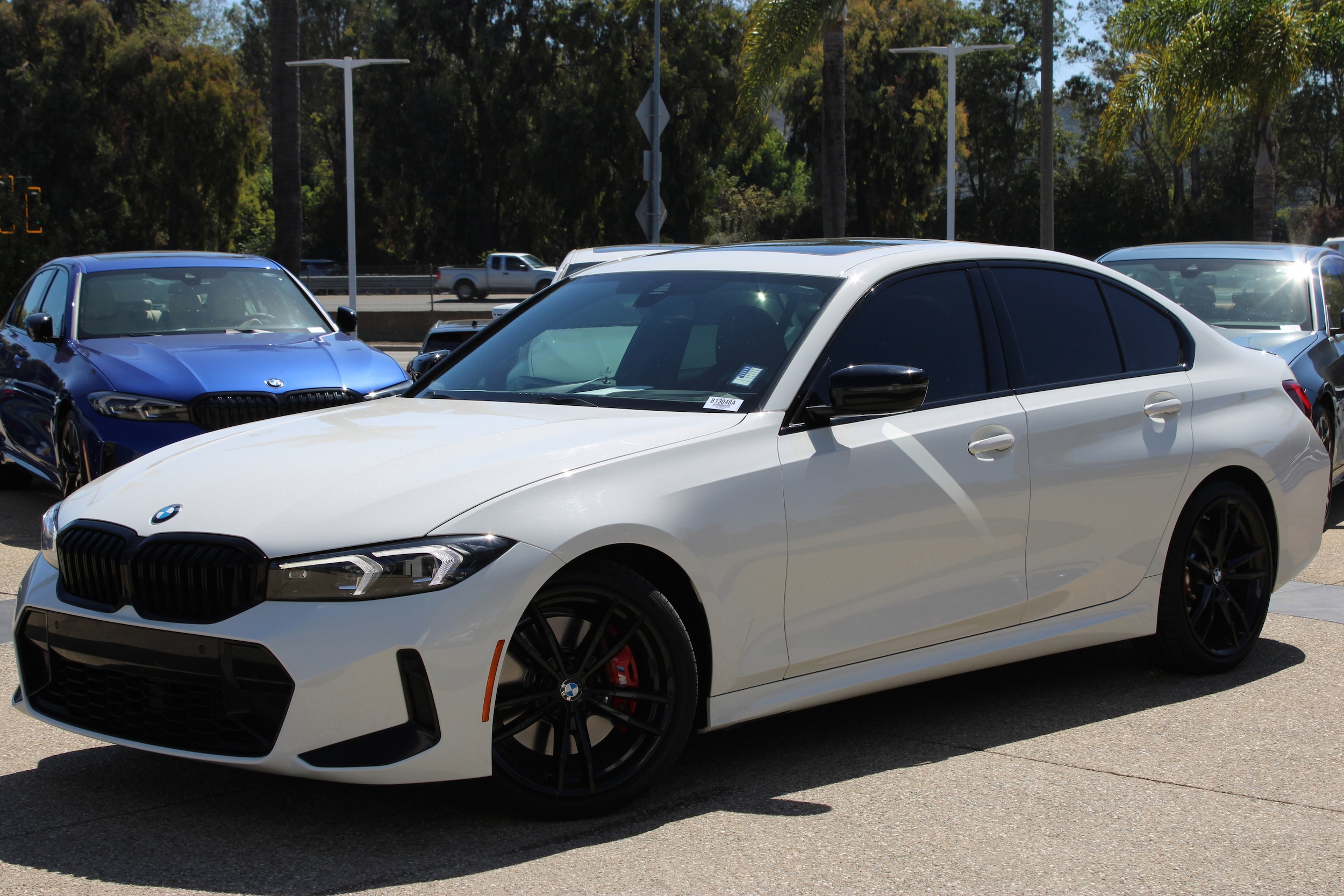 2023 BMW 330i