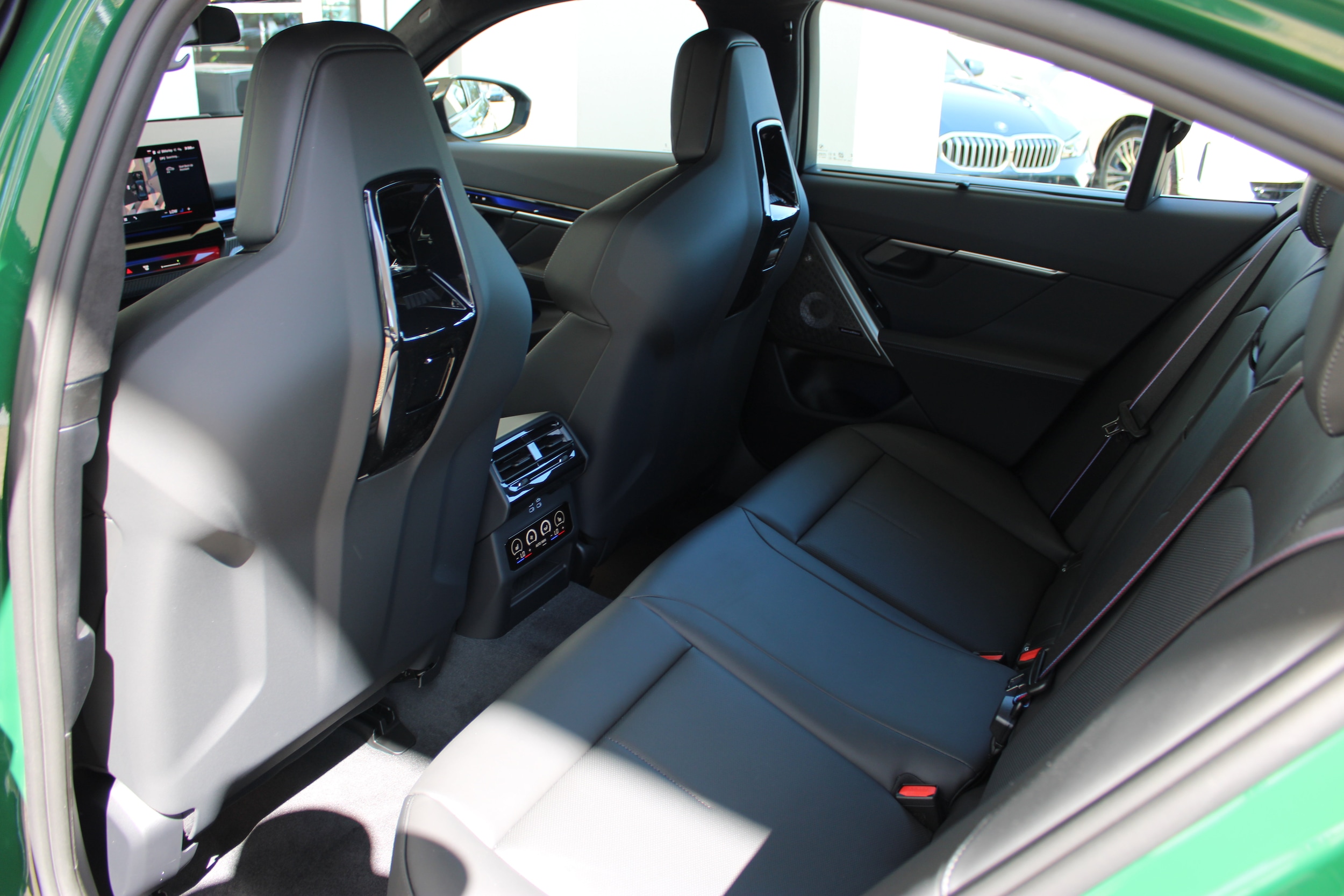 2027 BMW M5 M5 - Photo 26
