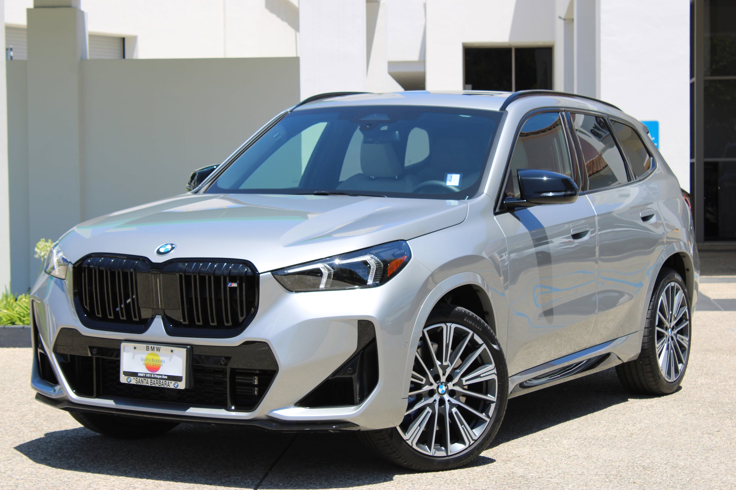 2025 BMW X1 M35i