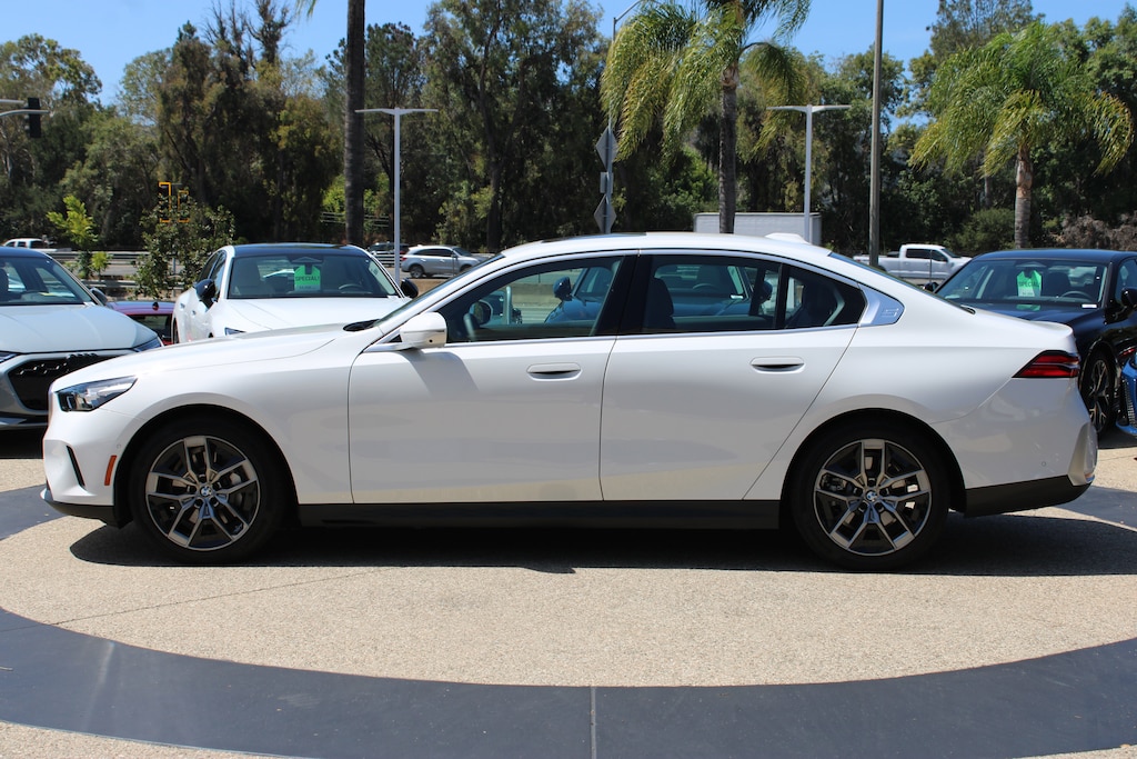 Used 2026 BMW 530i Sedan