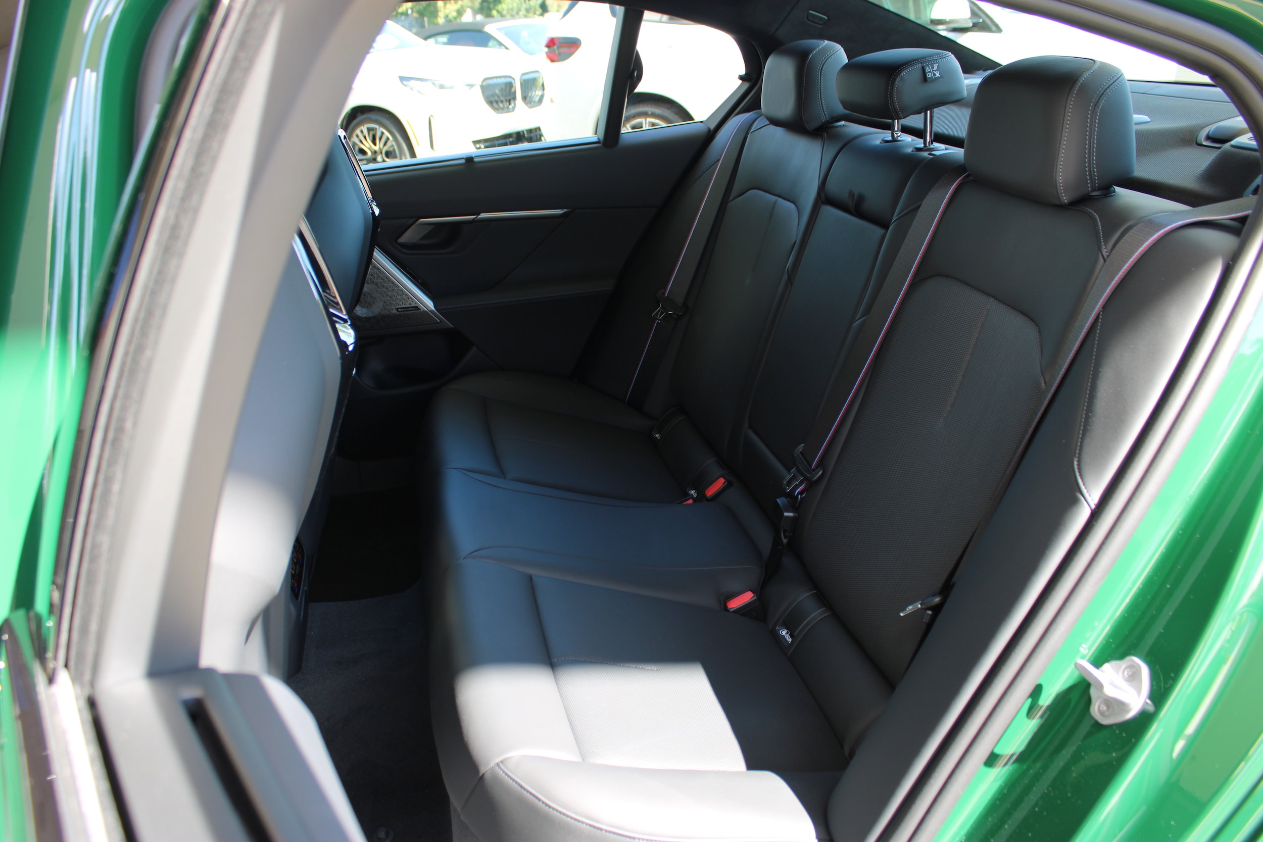 2027 BMW M5 M5 - Photo 27