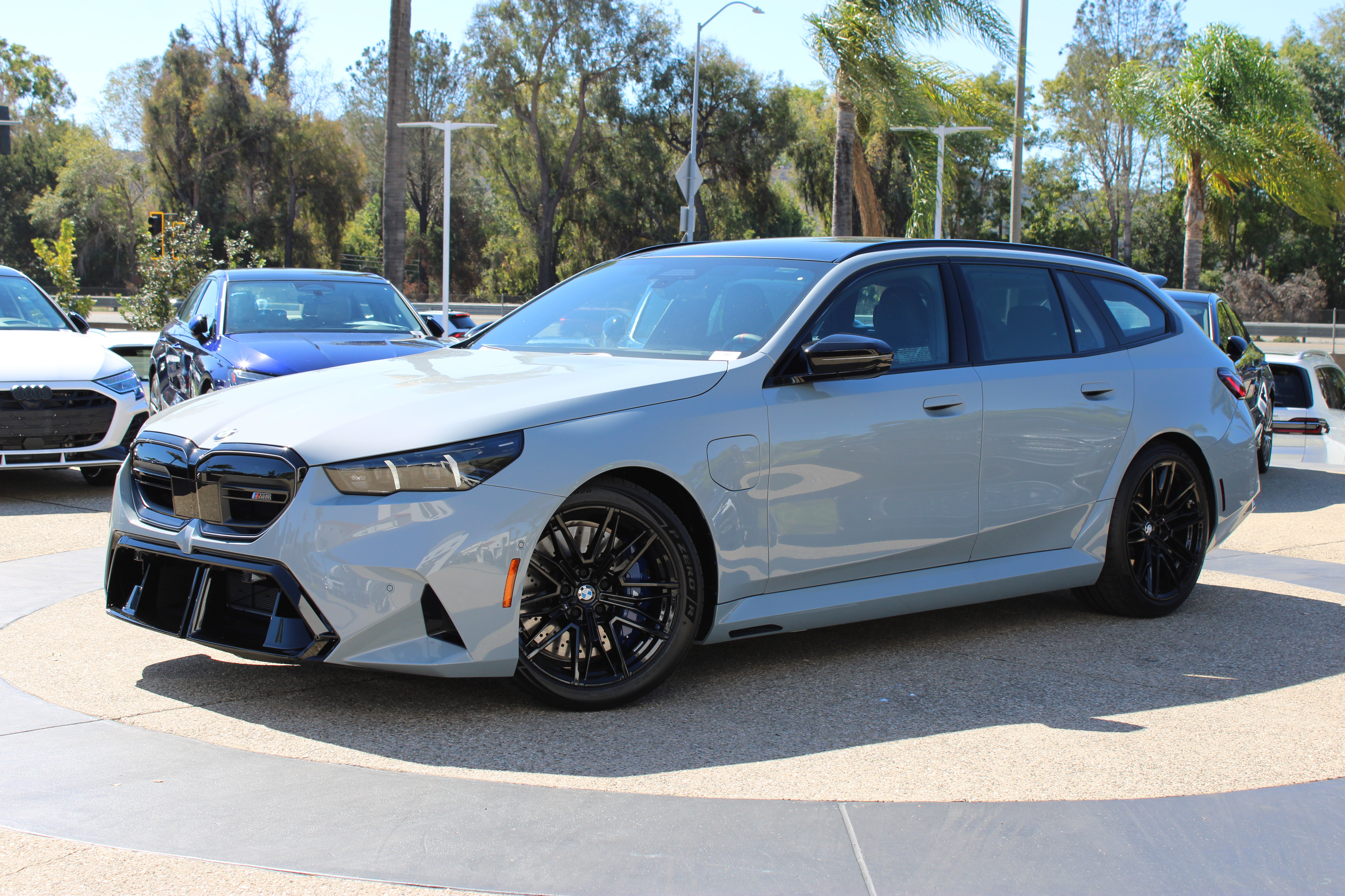 2027 Bmw M5