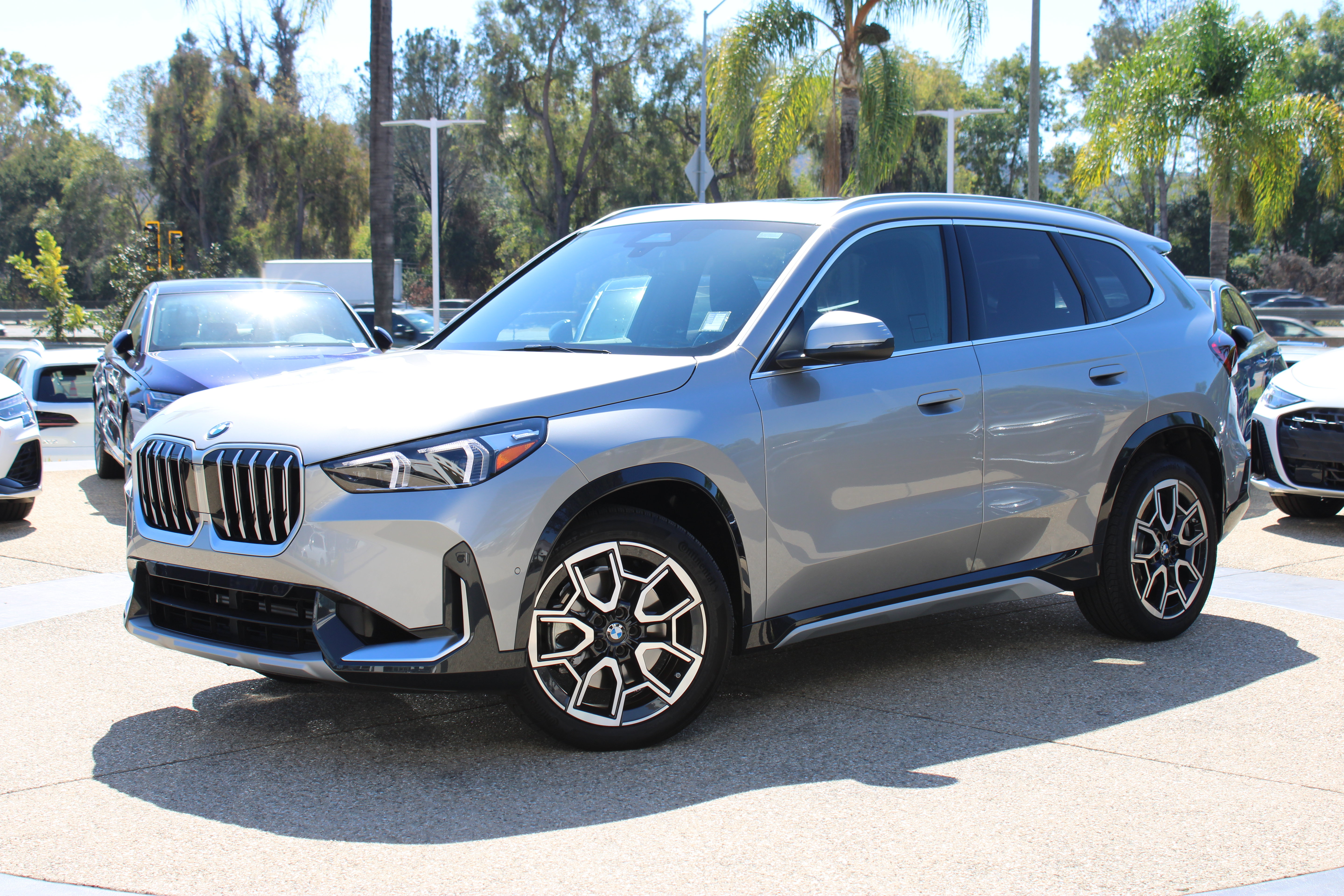 2026 BMW X1 xDrive28i — photo 1 of 24