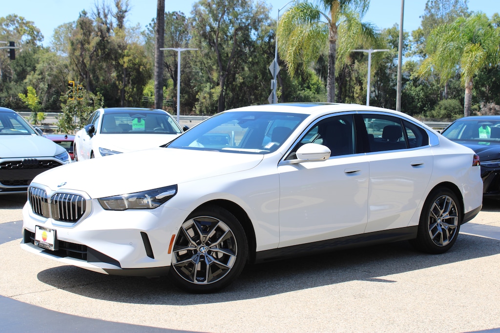 Used 2026 BMW 530i Sedan