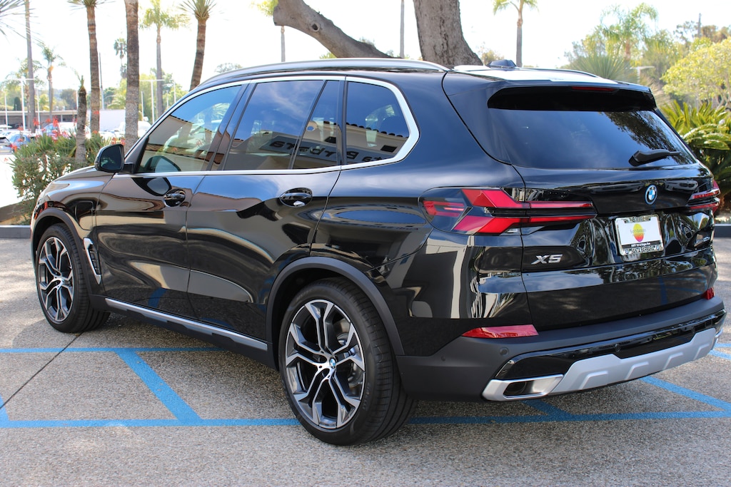 New 2026 BMW X5 PHEV xDrive50e SUV