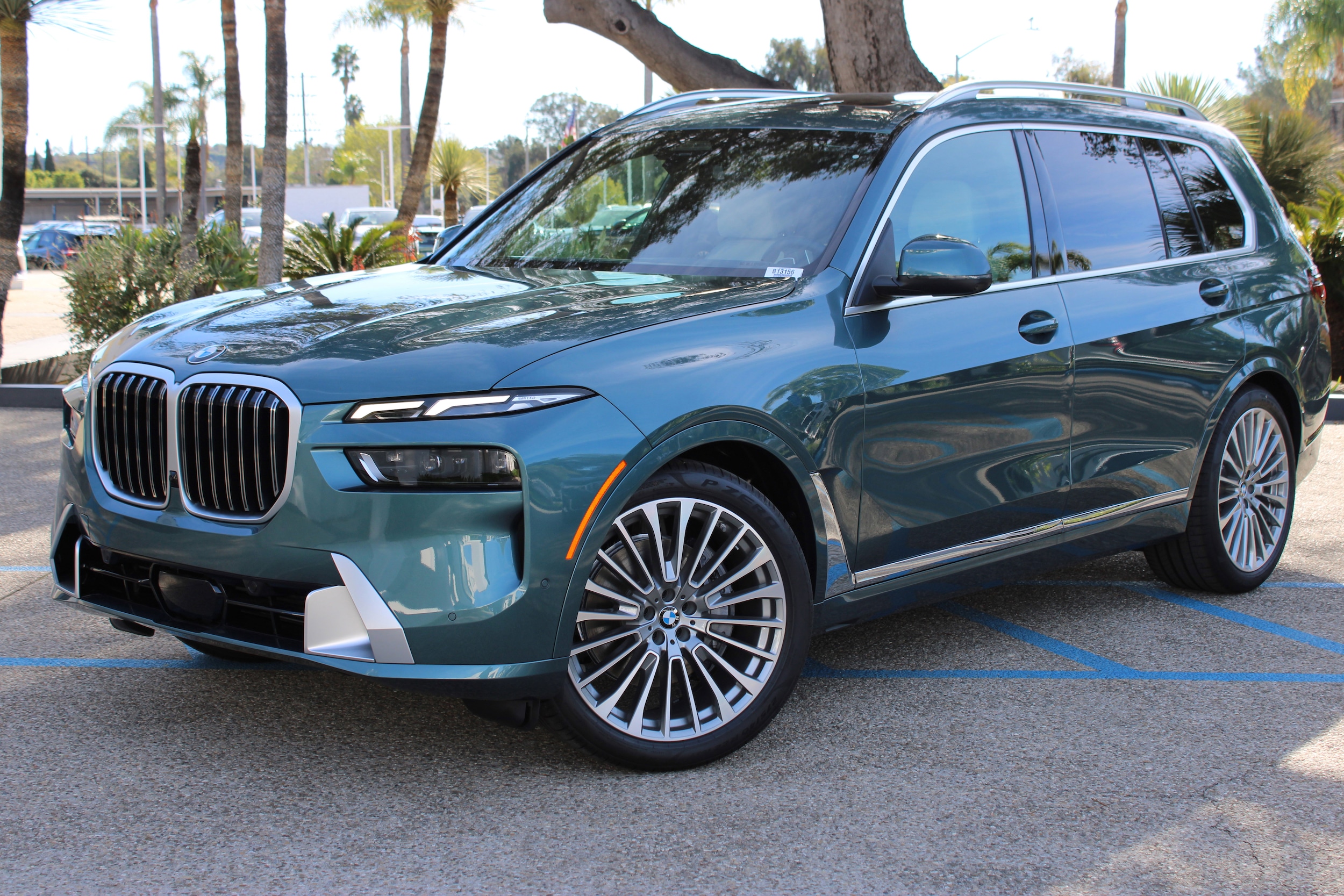 2026 BMW X7 40i's photo