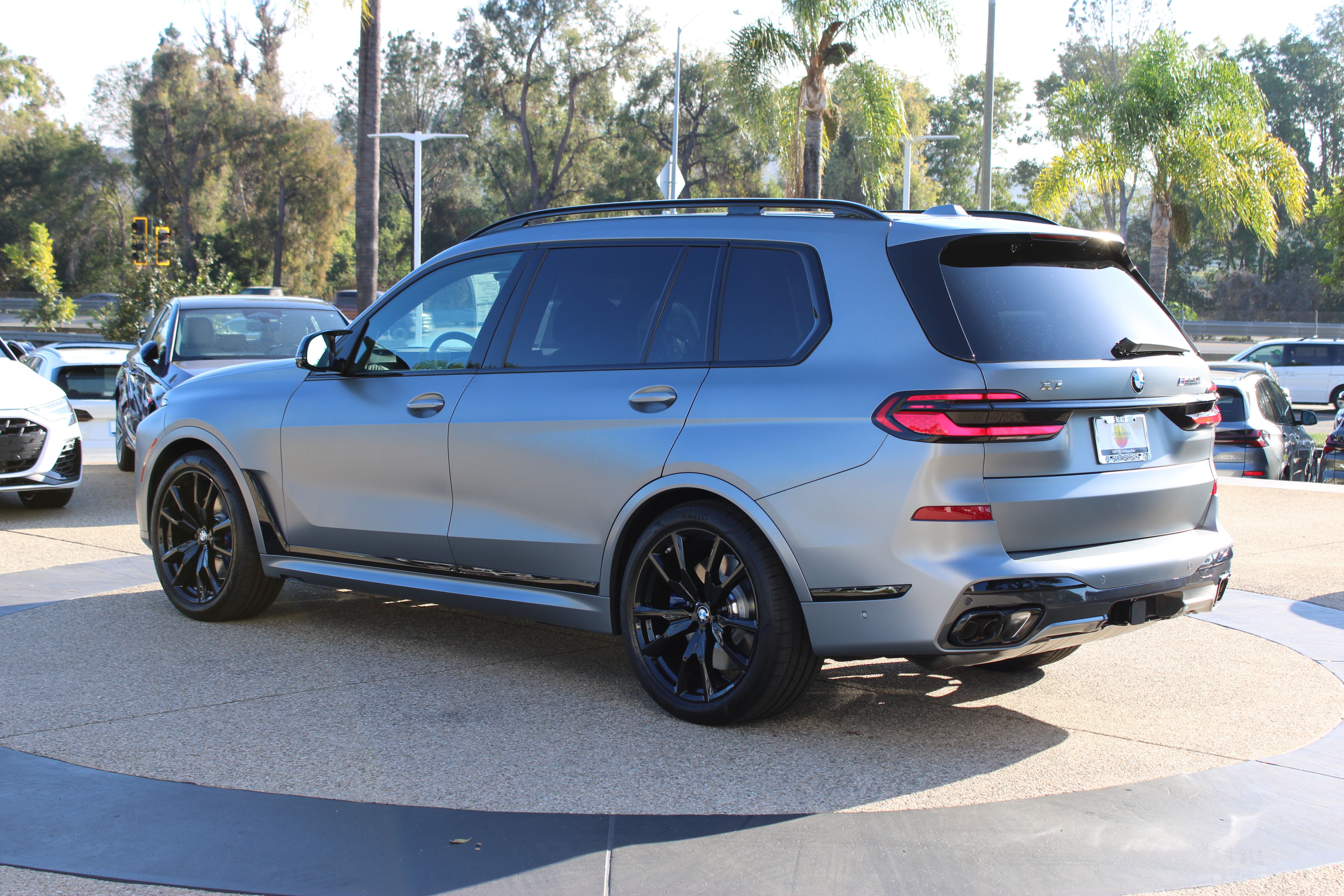 New 2027 BMW X7 M60i SUV
