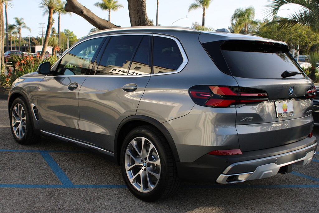 New 2026 BMW X5 PHEV xDrive50e SUV