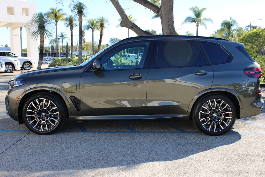 New 2026 BMW X5 PHEV xDrive50e SUV