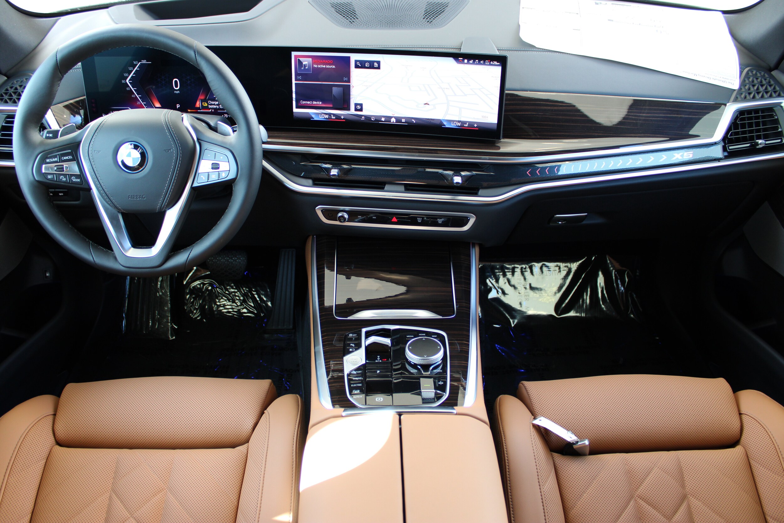 2026 BMW X5 50e - Photo 28