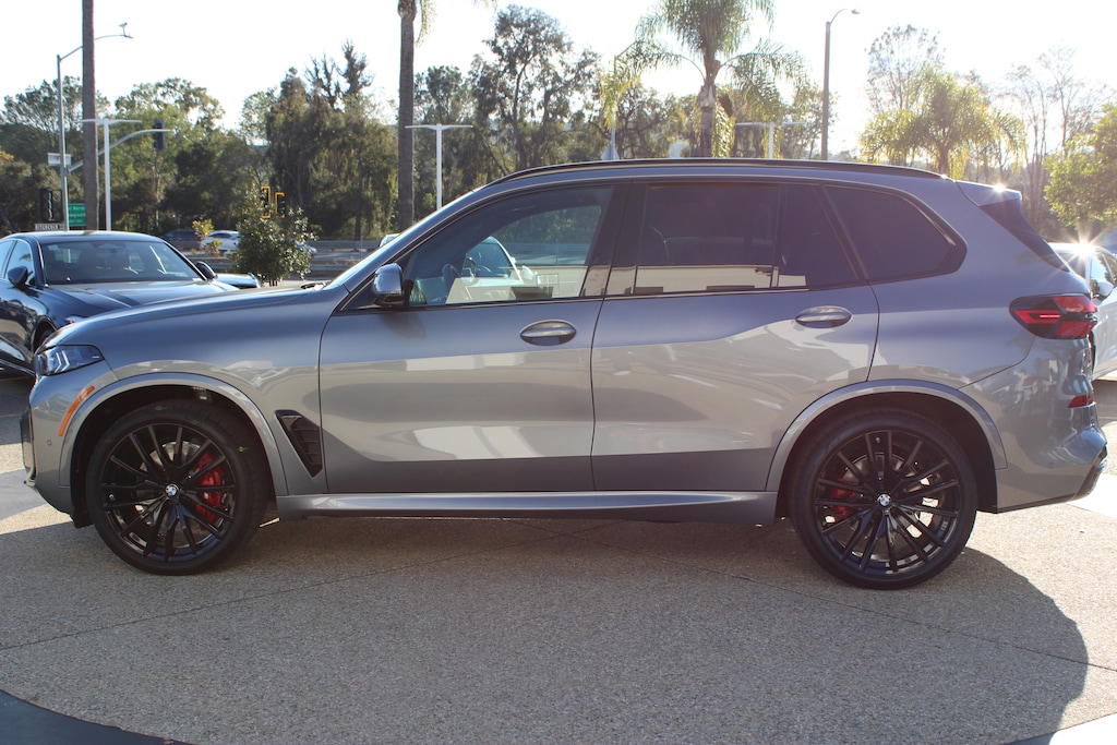 New 2026 BMW X5 xDrive40i SUV