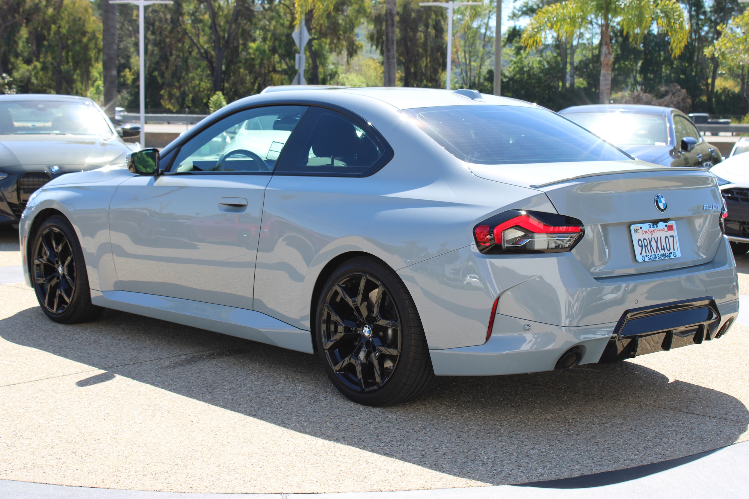 2025 BMW 230i photo 3