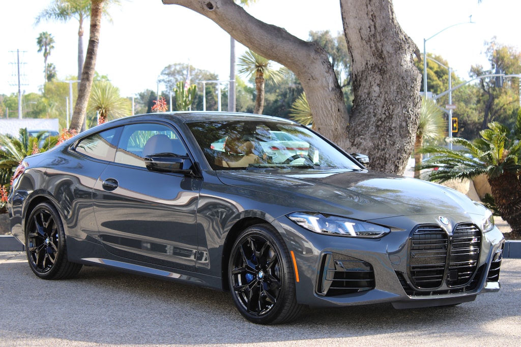 New 2026 BMW M440i xDrive Coupe