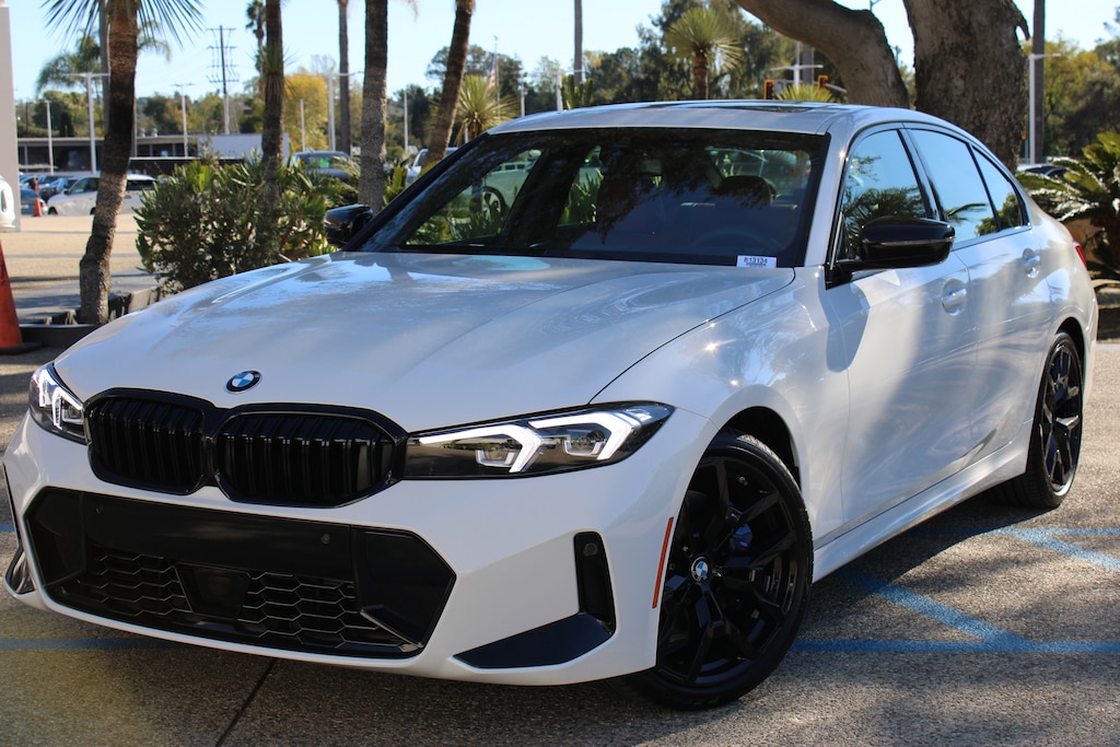 New 2026 BMW 330i NA Sedan