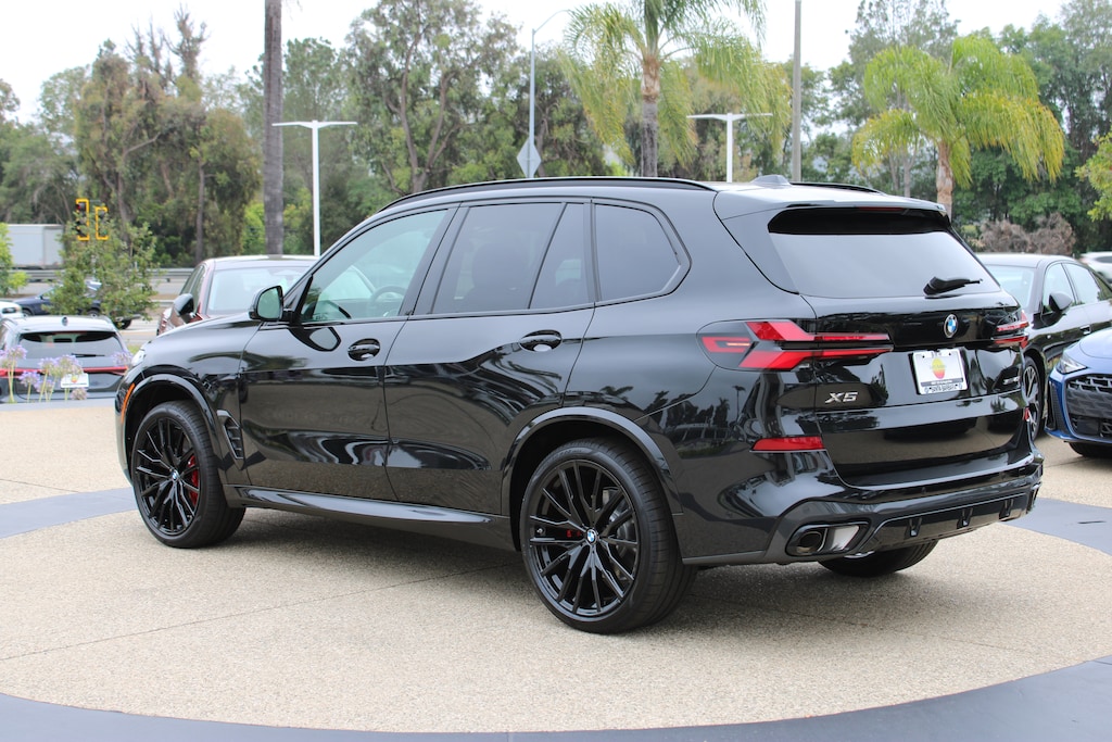 New 2026 BMW X5 sDrive40i SUV