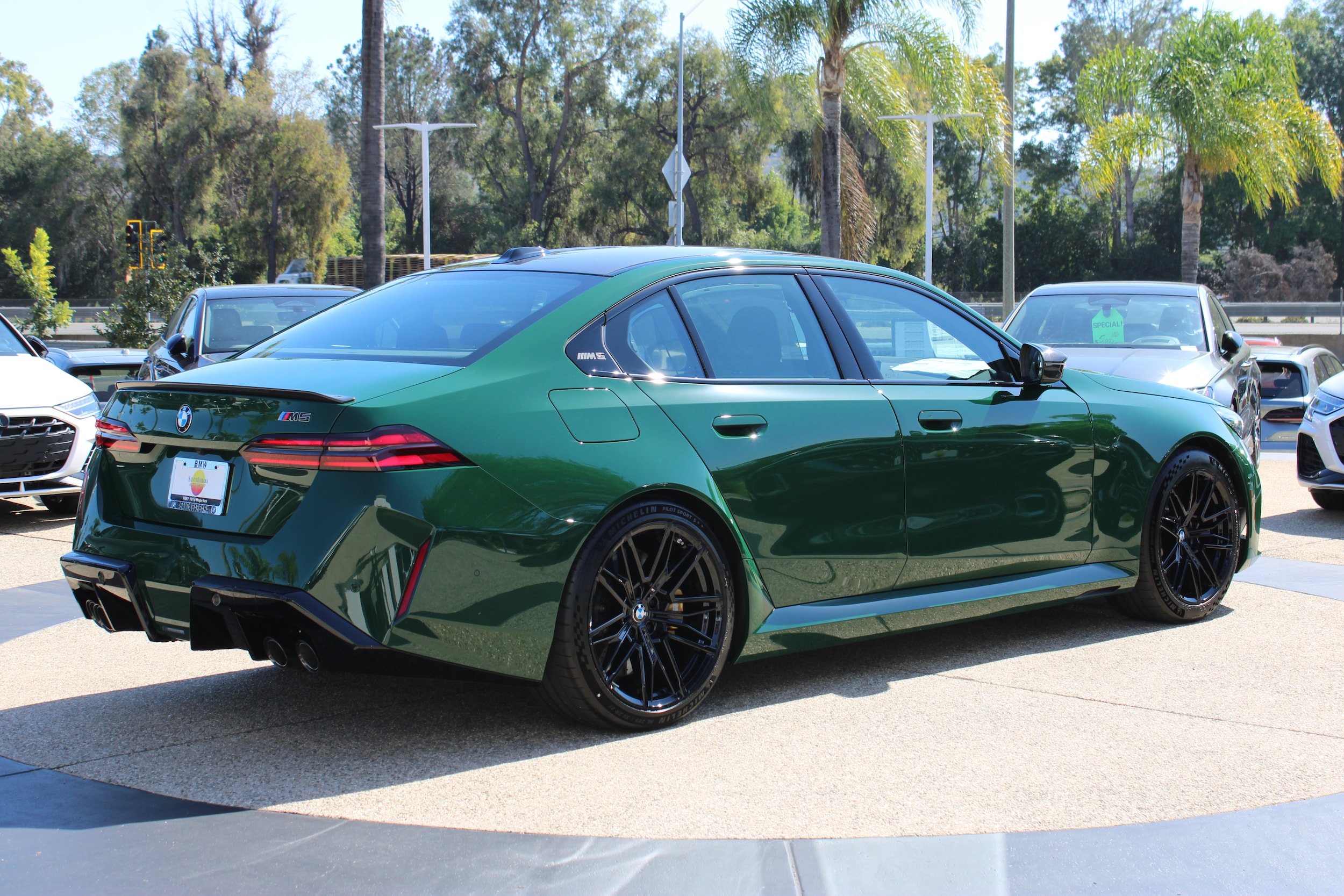 2027 BMW M5 M5 - Photo 6