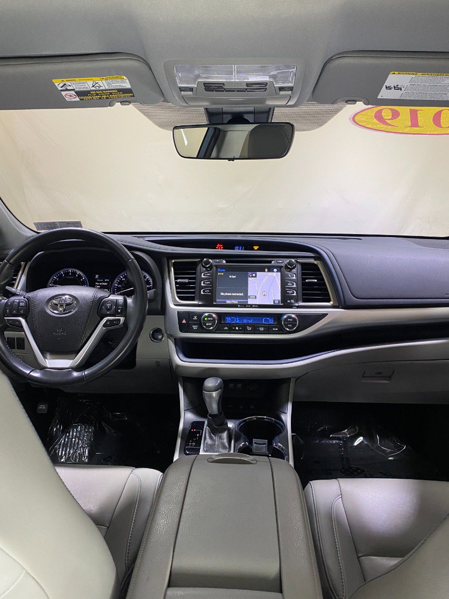 2019 – Toyota – Highlander