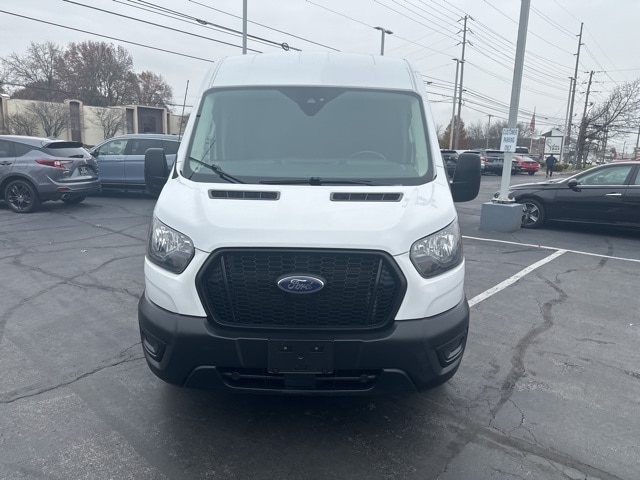 2023 Ford Transit photo 2