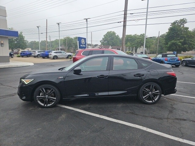 2023 Acura Integra A-Spec photo 2