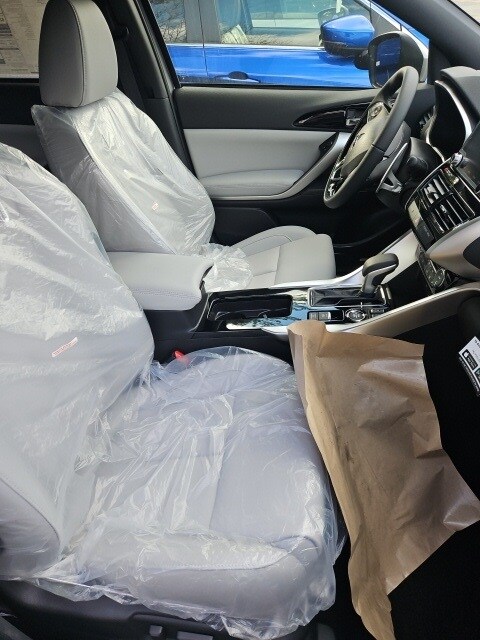 2026 Mitsubishi Eclipse Cross SEL photo 2