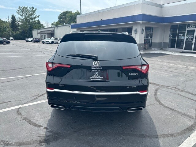 2023 Acura MDX SH-AWD Advance photo 4