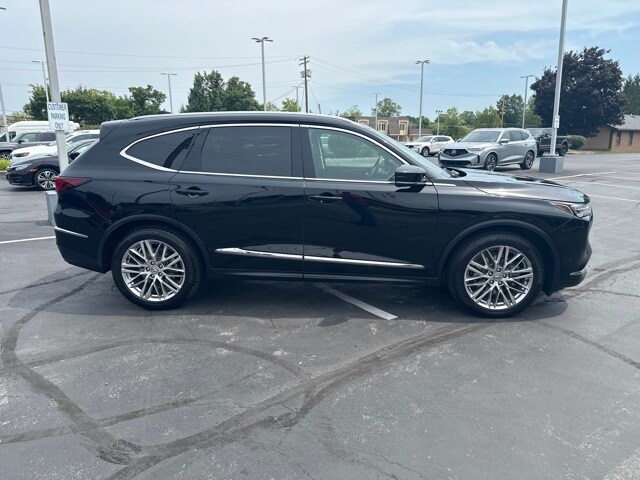 2023 Acura MDX SH-AWD Advance photo 3