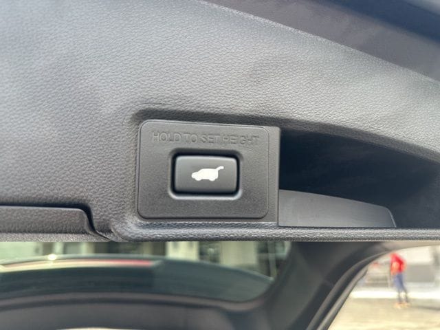 2025 Acura RDX A-Spec Package - Photo 18