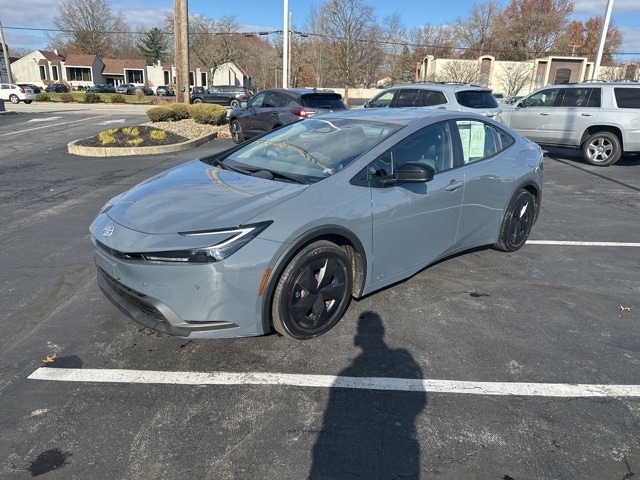 2023 Toyota Prius Limited's photo