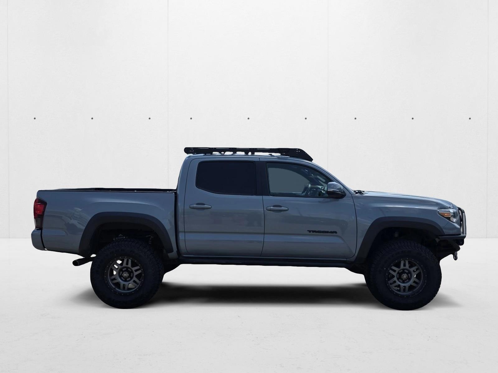 2019 Toyota Tacoma TRD photo 4