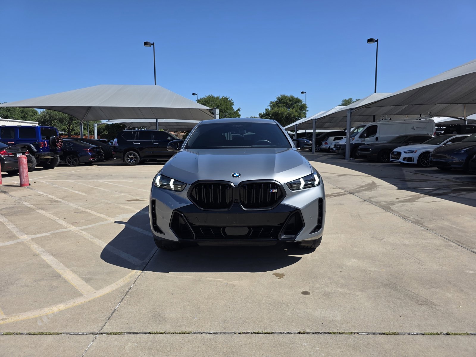 2025 Bmw X6 M60i xDr photo 2