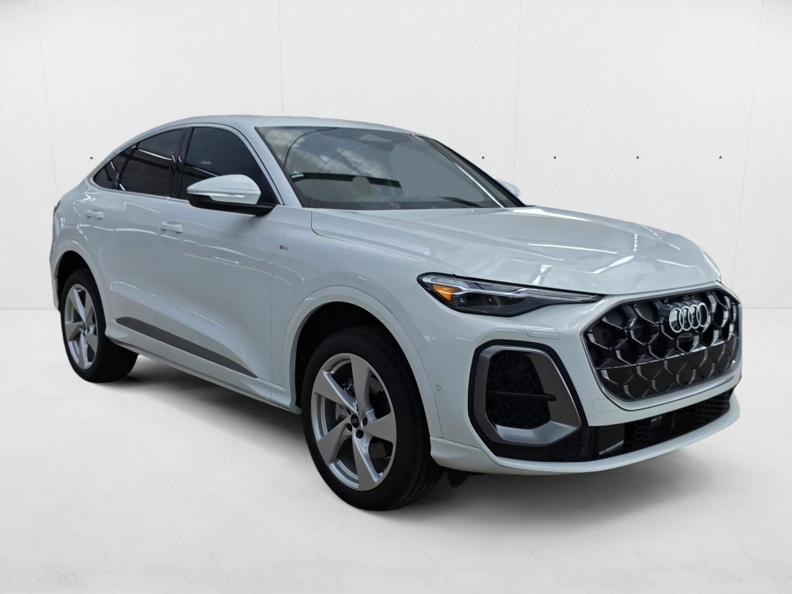 2025 Audi Q5 2.0T Premium Plus photo 3