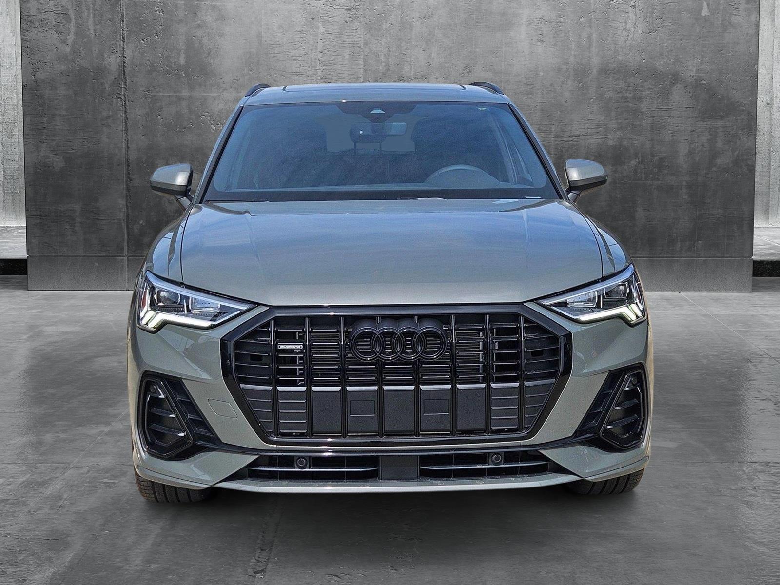 2025 Audi Q3 45 TFSI S line Premium photo 2