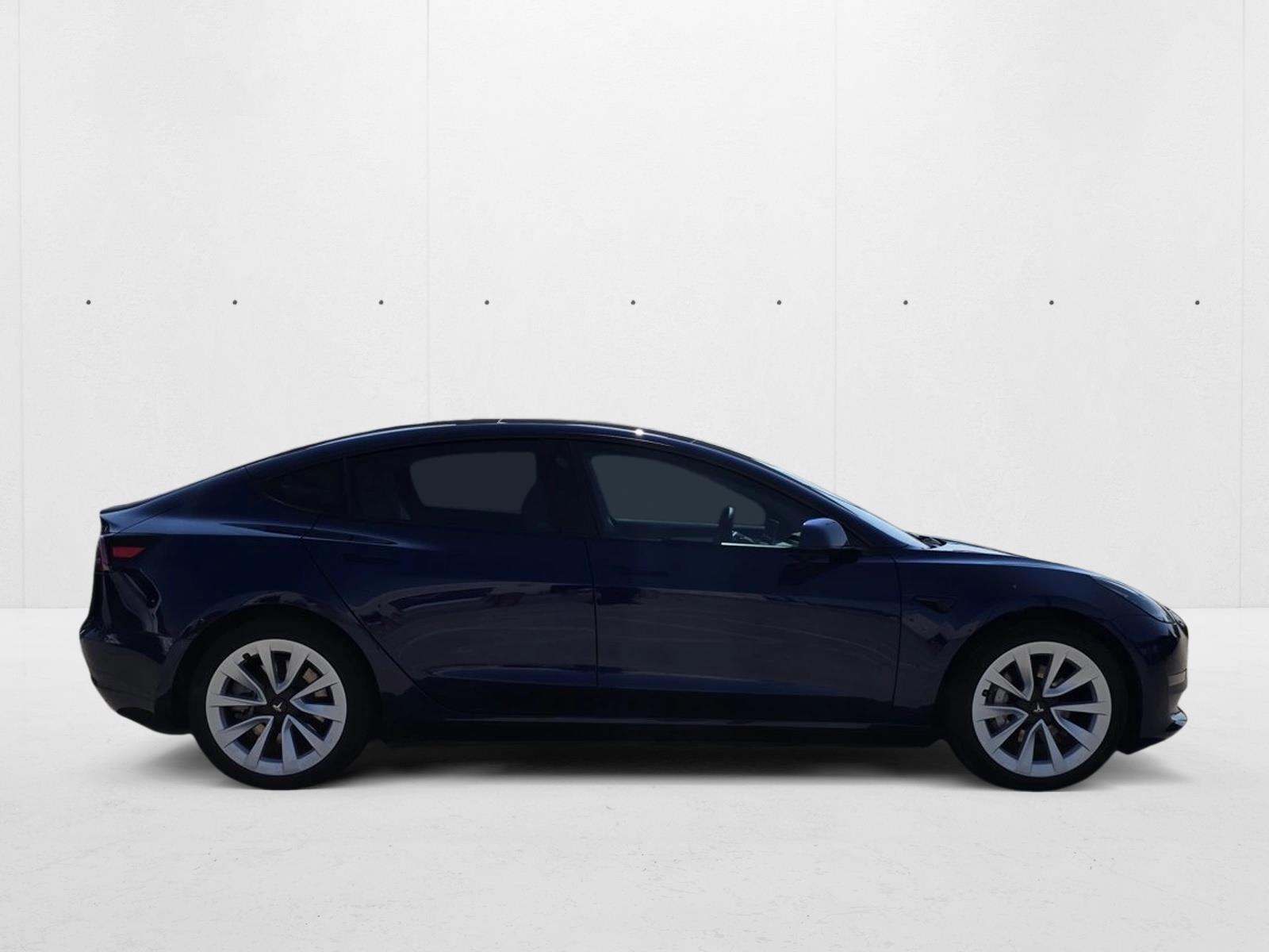 2023 Tesla Model 3 Long Range photo 4