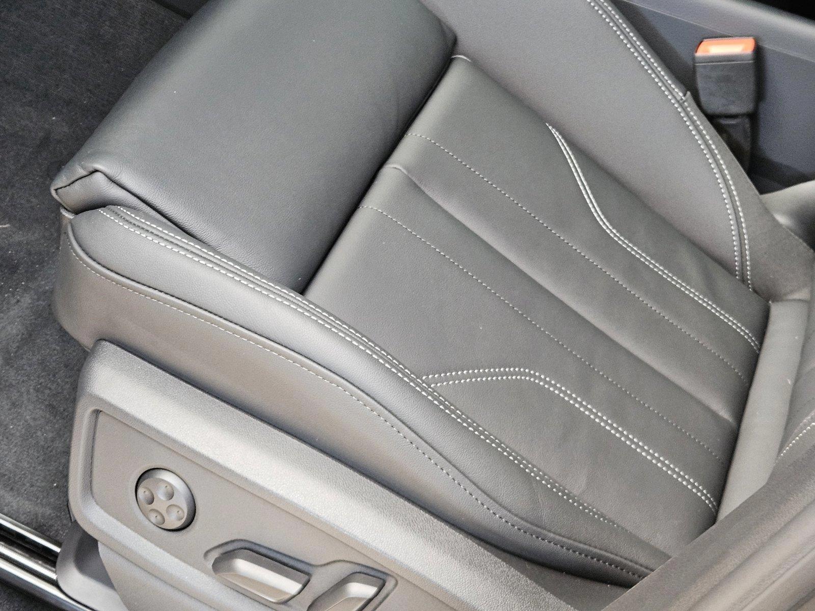2025 Audi Q5 45 S line Premium photo 4