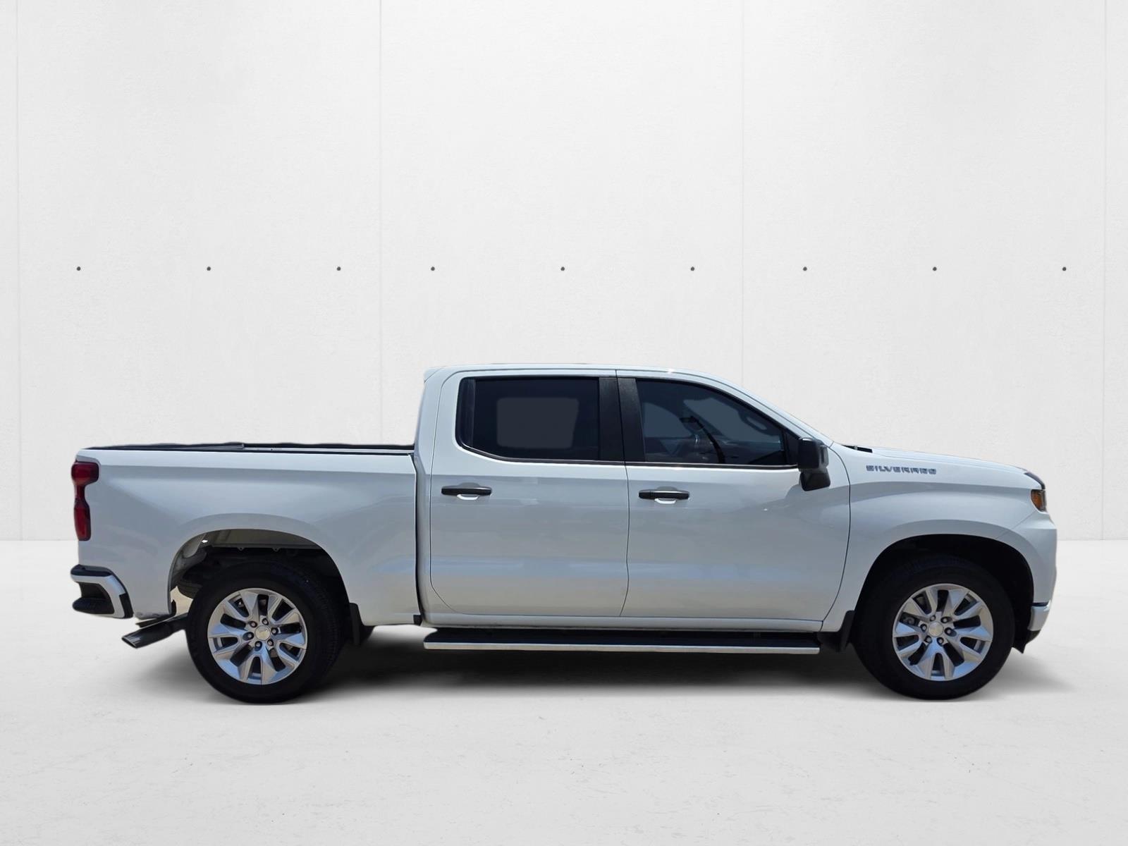 2020 Chevrolet Silverado 1500 Custom photo 4