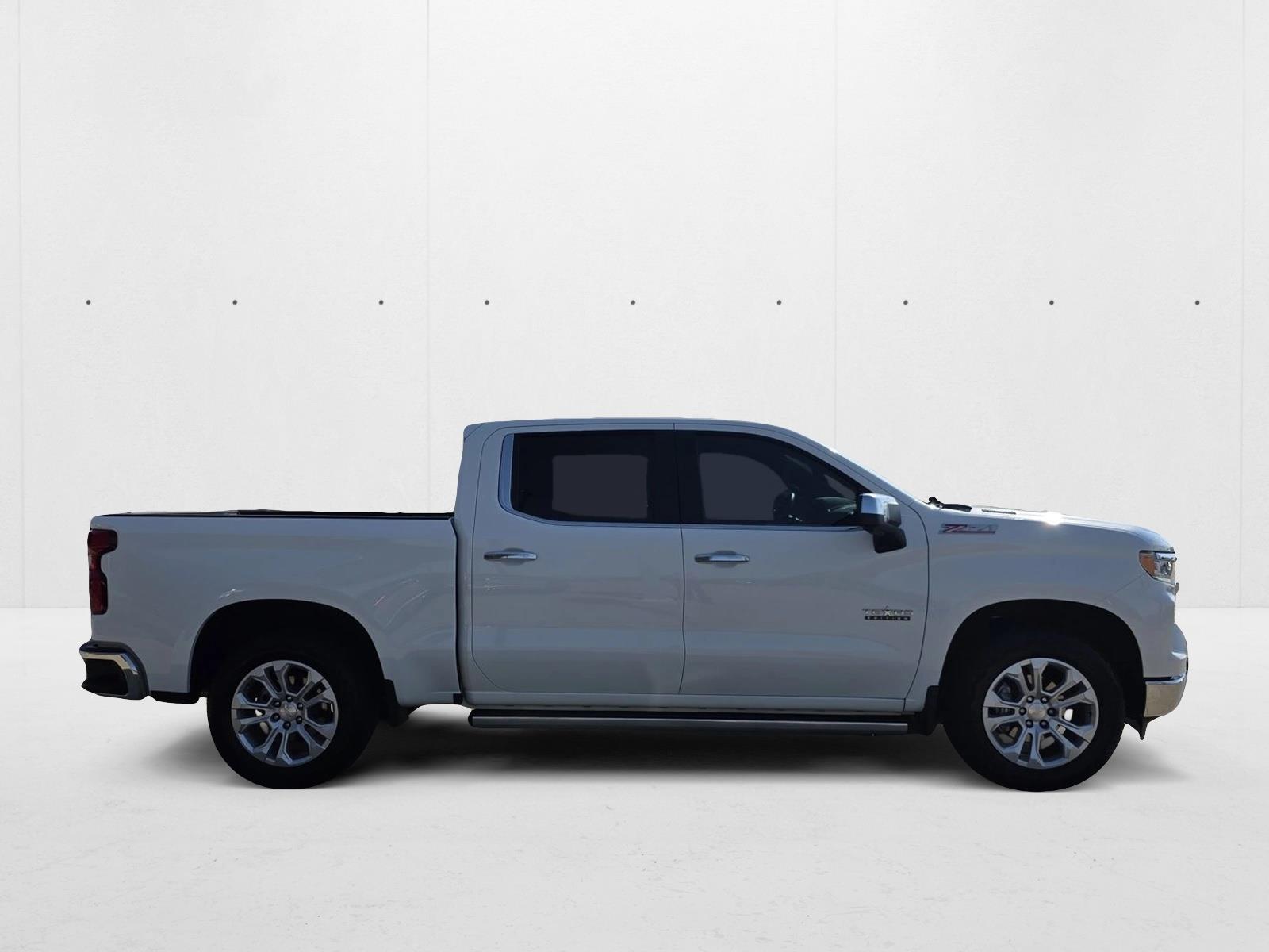 2023 Chevrolet Silverado 1500 LTZ photo 4