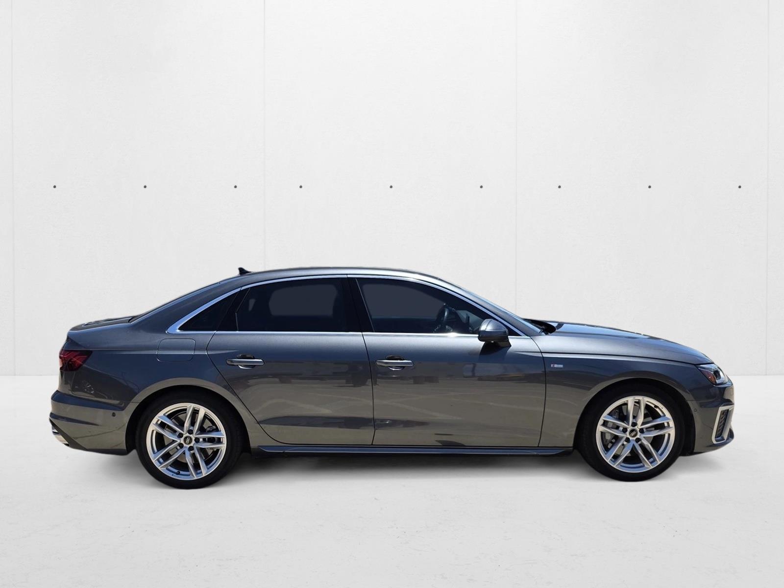 2023 Audi A4 S line Quattro Prestige photo 4