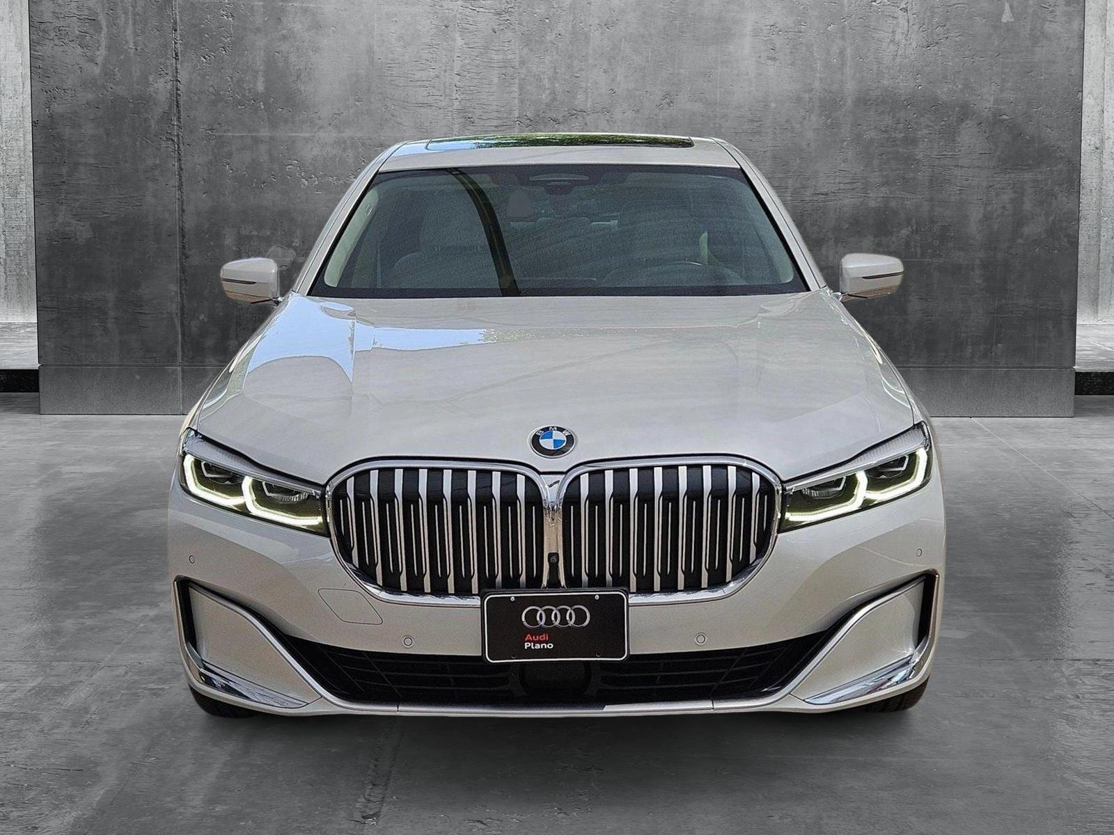 Used 2022 BMW 7 Series 750i with VIN WBA7U2C02NCJ91384 for sale in Plano, TX