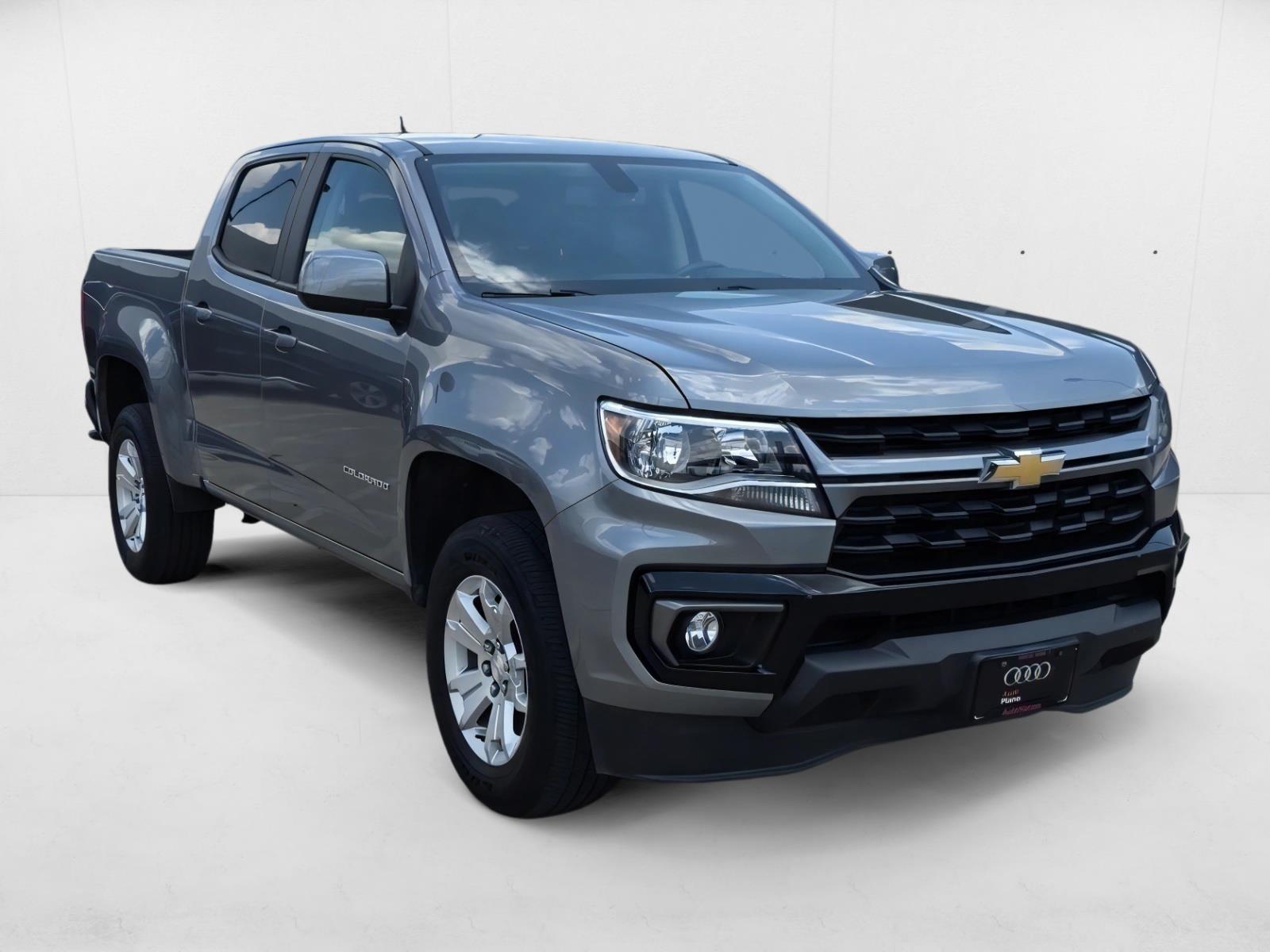2021 Chevrolet Colorado LT photo 3