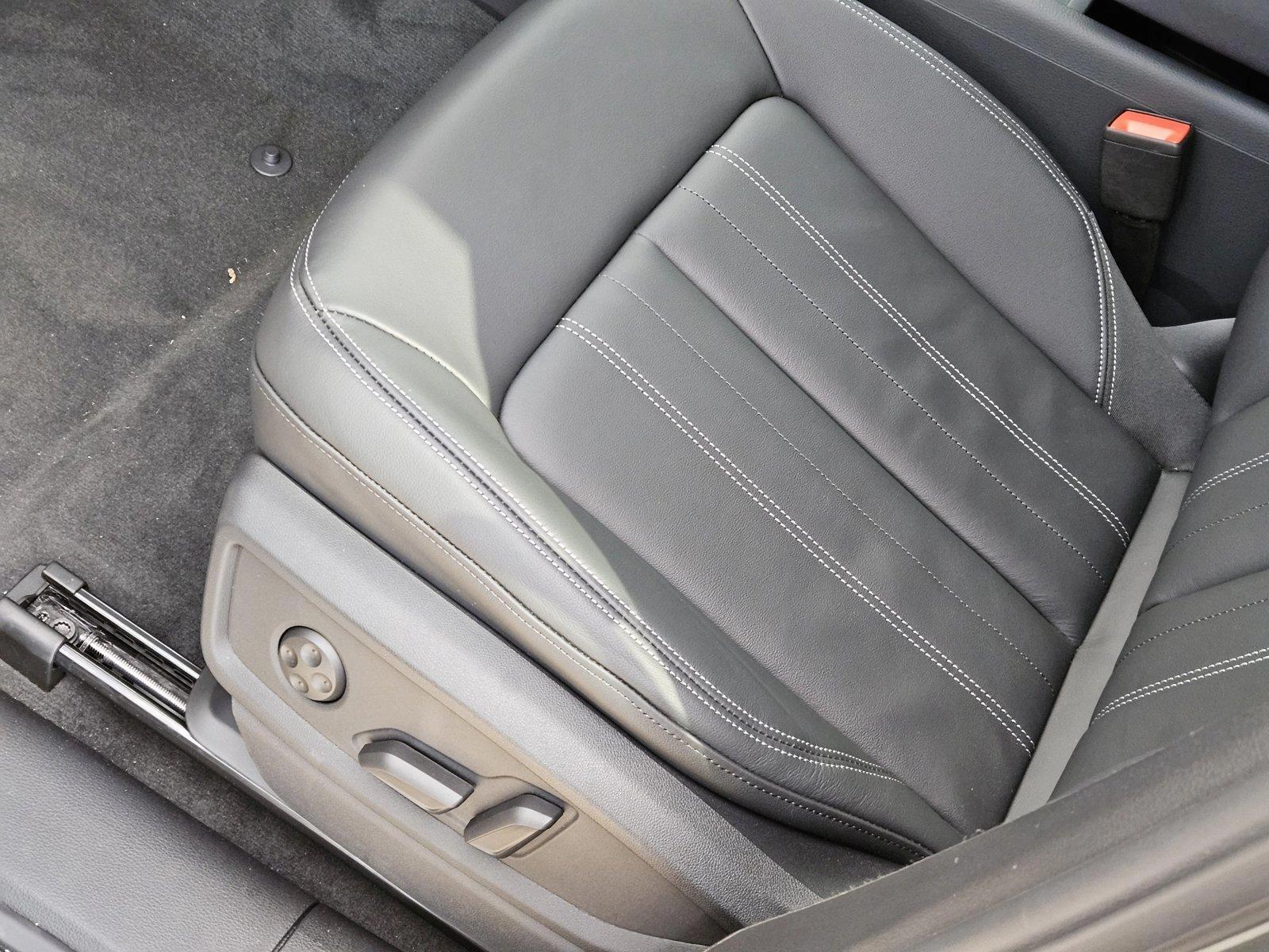 2025 Audi Q5 40 Premium photo 3